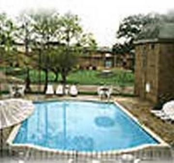 Best Western Old Main Lodge Уэйко Экстерьер фото